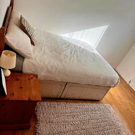 Modern Fully Furnished 2-bedroom In For Short & Extended Stay, Ideally Located For Sellafield Contractors, Engineers, Nhs Staff And Business Travellers The Offers Free Parking & Wifi Apartamento
