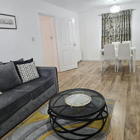 Modern Fully Furnished 2-bedroom In For Short & Extended Stay, Ideally Located For Sellafield Contractors, Engineers, Nhs Staff And Business Travellers The Offers Free Parking & Wifi Apartamento *