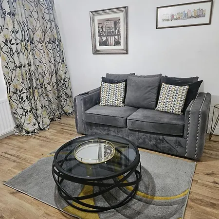 Apartment 2-bed Flat Near District With Free Parking & Wi-fi Egremont (Cumbria)