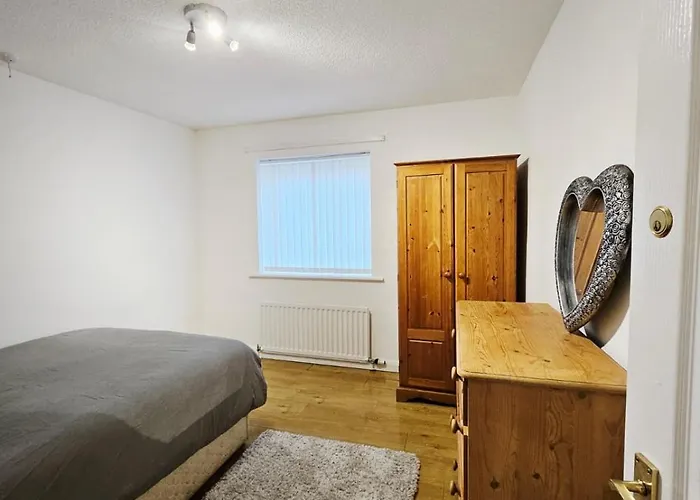 Modern 2-bed Near Sellafield Contractors Welcome Free Parking & Wifi