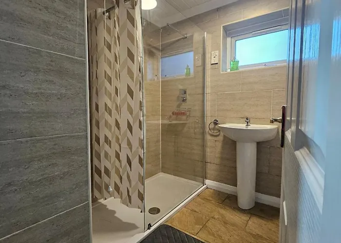 Modern 2-Bed Egremont Near Sellafield Free Parking & Wifi * Egremont (Cumbria)